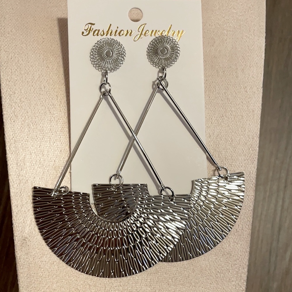 Silver Tone Fan Earrings